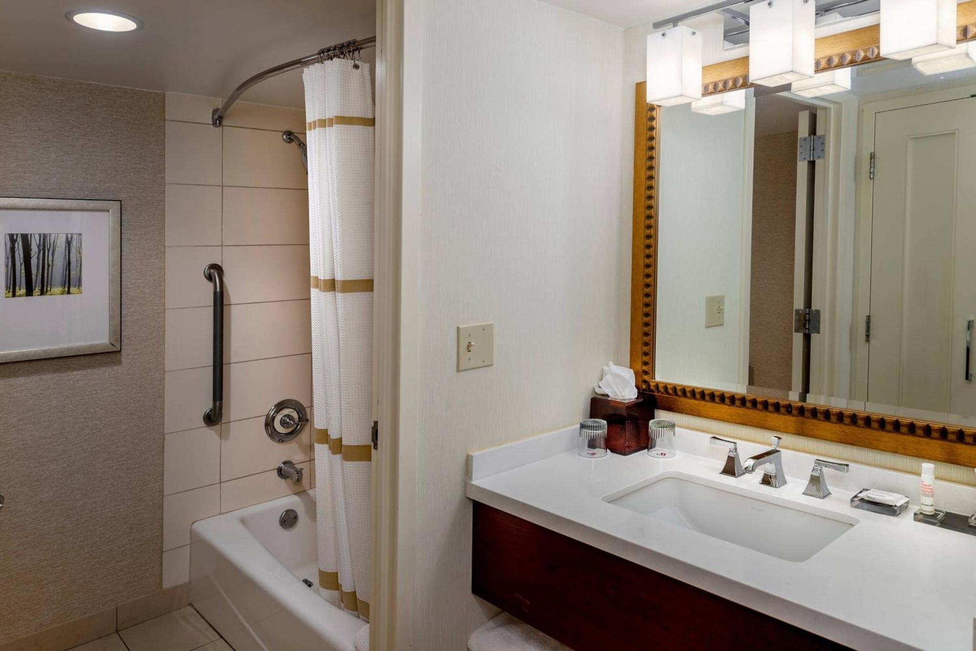 Hotel Marriott St. Louis West Chesterfield Exteriér fotografie